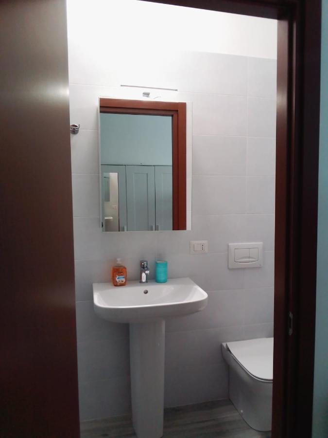 Gigli, Rooms Con Cucina In Comune E Terrazza Милано Екстериор снимка