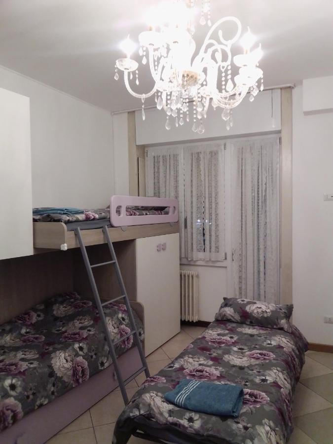 Gigli, Rooms Con Cucina In Comune E Terrazza Милано Екстериор снимка