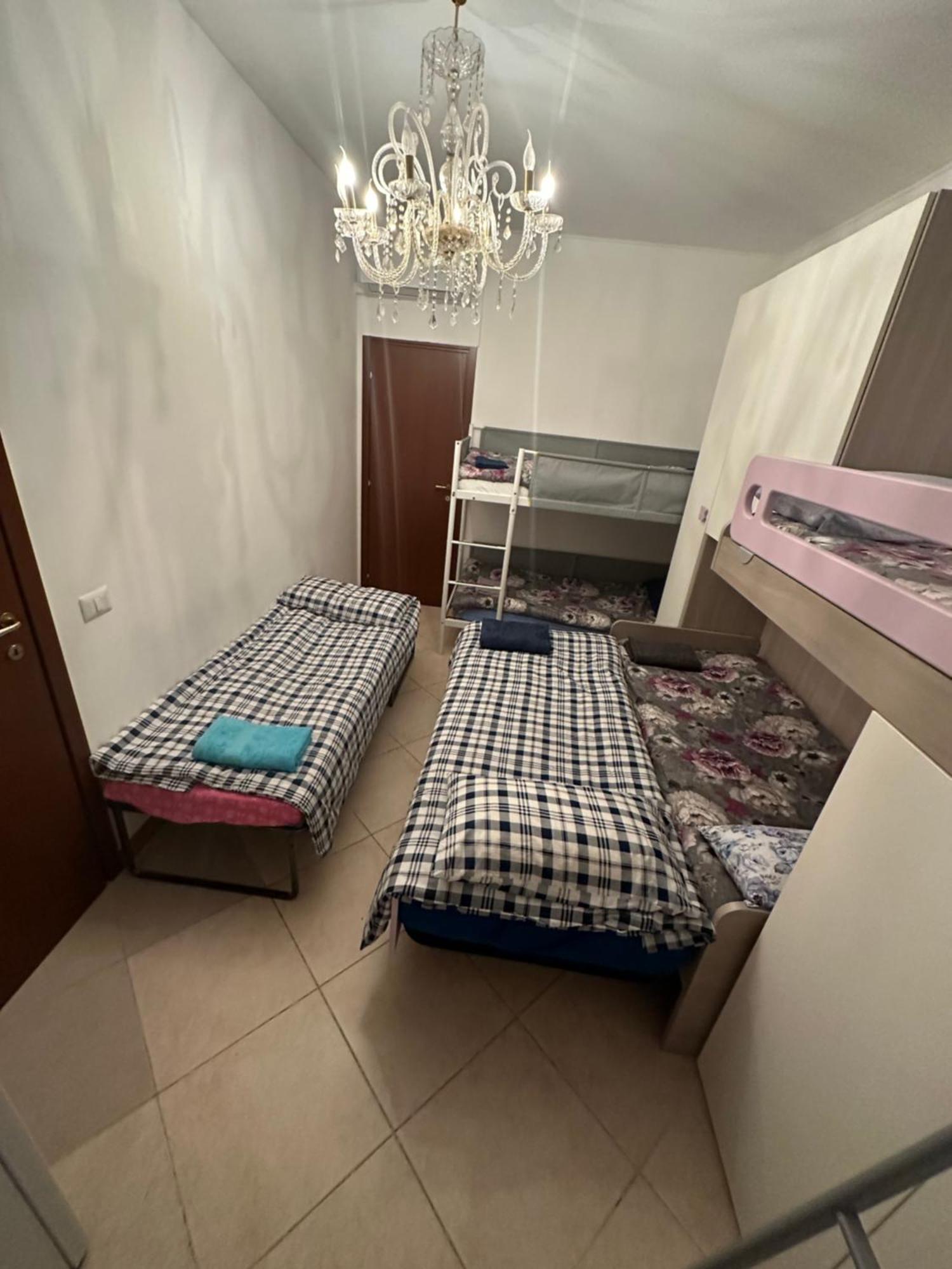 Gigli, Rooms Con Cucina In Comune E Terrazza Милано Екстериор снимка