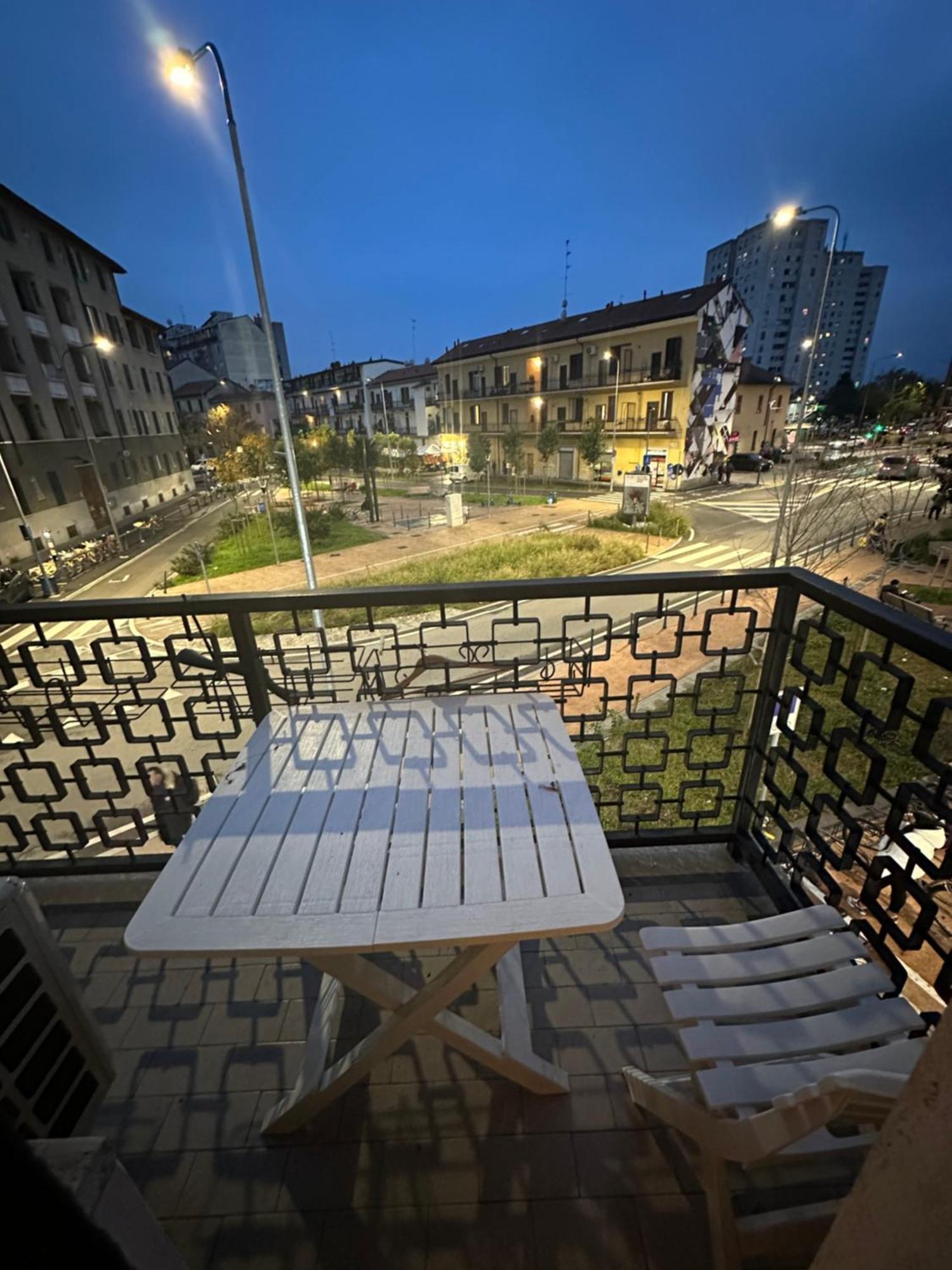 Gigli, Rooms Con Cucina In Comune E Terrazza Милано Екстериор снимка