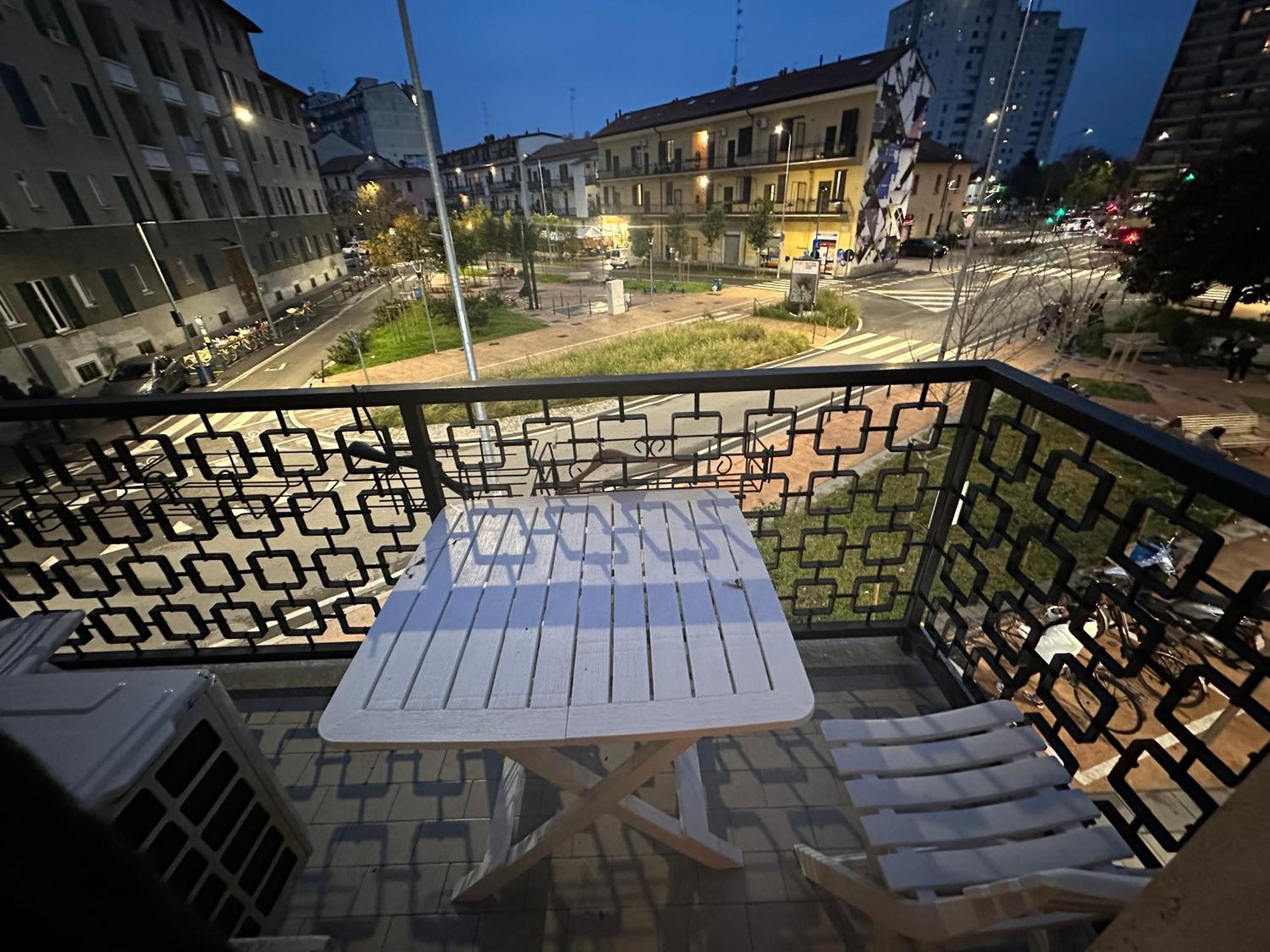 Gigli, Rooms Con Cucina In Comune E Terrazza Милано Екстериор снимка
