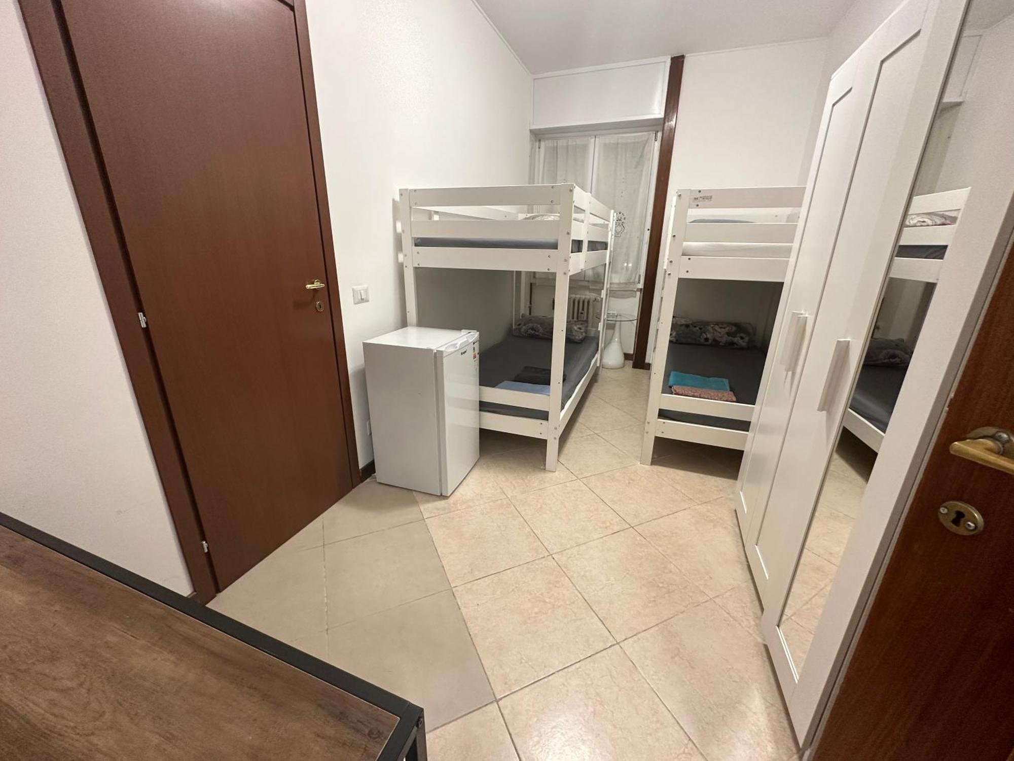 Gigli, Rooms Con Cucina In Comune E Terrazza Милано Екстериор снимка
