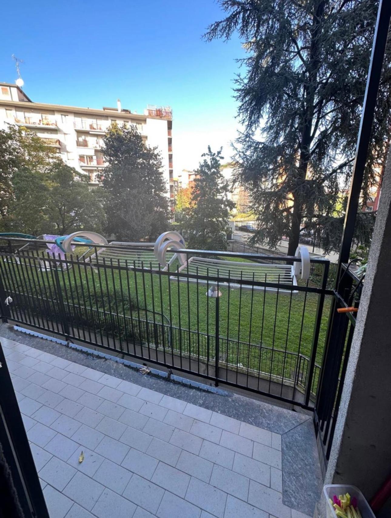 Gigli, Rooms Con Cucina In Comune E Terrazza Милано Екстериор снимка