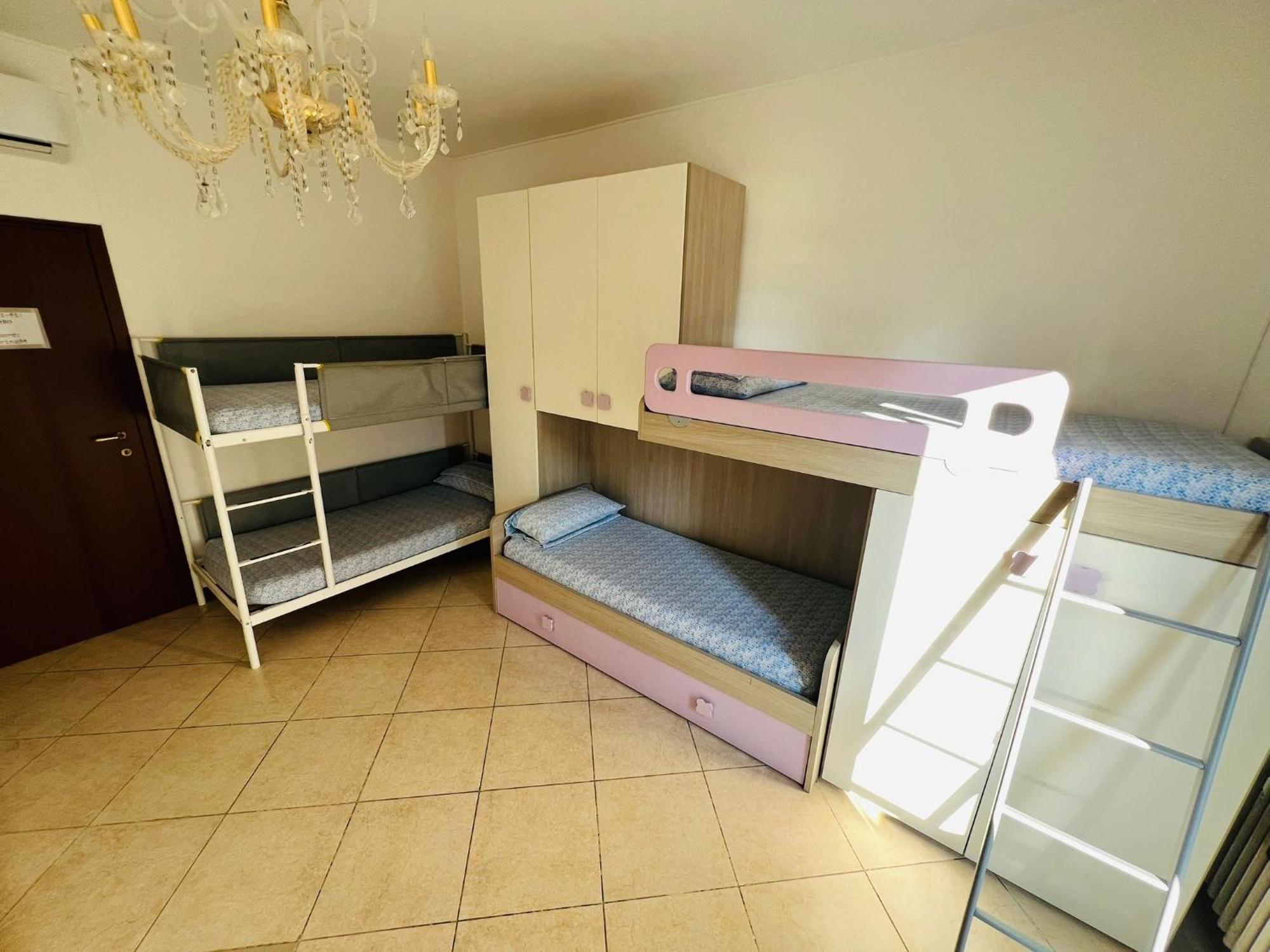 Gigli, Rooms Con Cucina In Comune E Terrazza Милано Екстериор снимка