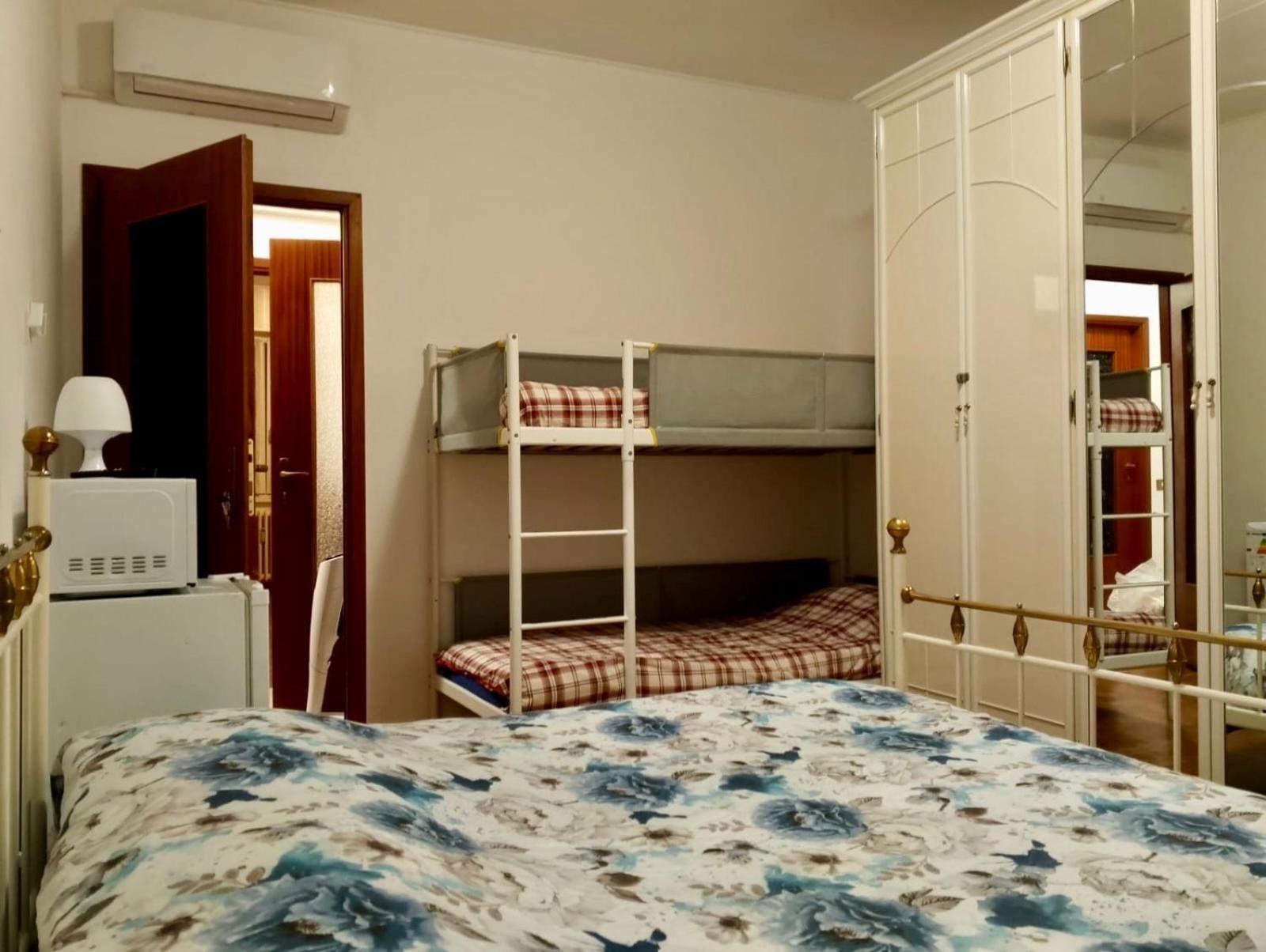 Gigli, Rooms Con Cucina In Comune E Terrazza Милано Екстериор снимка